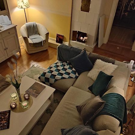Apartament Den Unika Sekelskiftsvaningen. Norrtälje Zewnętrze zdjęcie