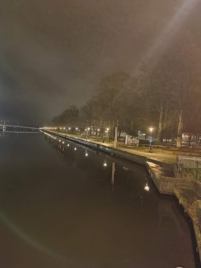 Apartament Den Unika Sekelskiftsvaningen. Norrtälje Zewnętrze zdjęcie