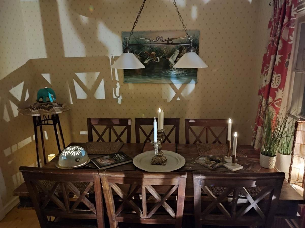 Apartament Den Unika Sekelskiftsvaningen. Norrtälje Zewnętrze zdjęcie